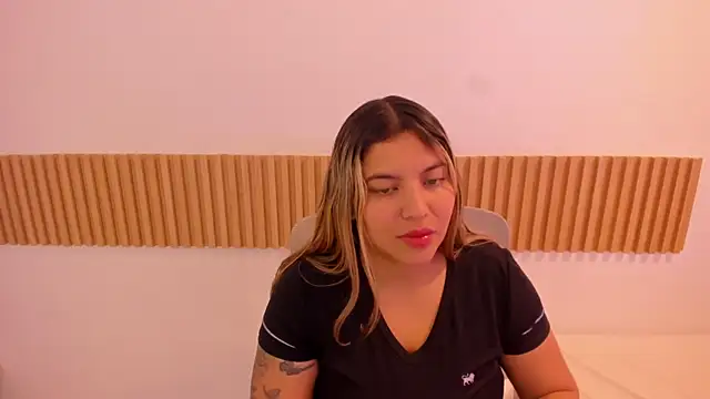 OliviaSweett online show from 8, 7, 2026