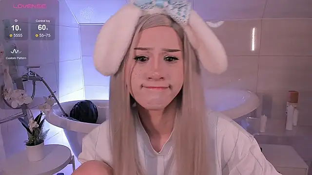 Necucub online show from 30, 10, 2025