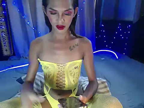 hot tsmicah online show from 17, 4, 2026