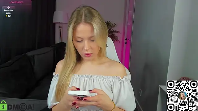 Margo-pvt online show from 15, 11, 2025