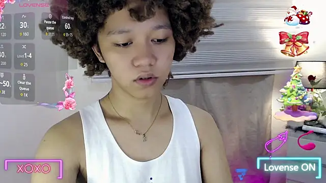 Snapshot of 9INCHESHARDCOCK chatting on 5, 12, 2025 9INCHESHARDCOCK online show from 5, 12, 2025