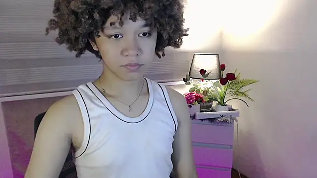 Snapshot of 9INCHESHARDCOCK chatting on 15, 12, 2025 9INCHESHARDCOCK online show from 15, 12, 2025