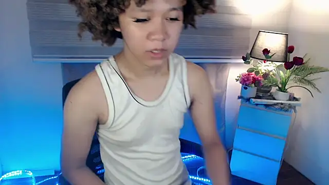 Snapshot of 9INCHESHARDCOCK chatting on 22, 12, 2025 9INCHESHARDCOCK online show from 22, 12, 2025