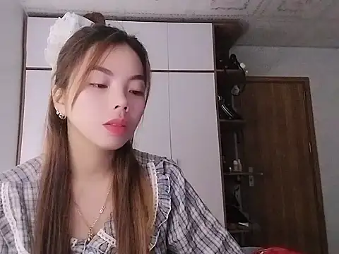 Snapshot of Bree039 chatting on 2, 11, 2025 Bree039 online show from 2, 11, 2025