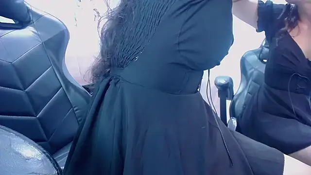 victoria hernandez t  online show from 31, 10, 2025