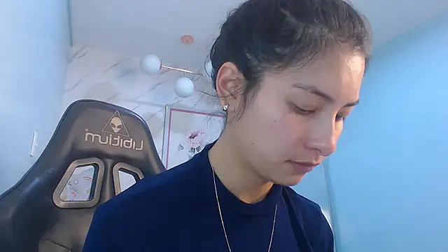 Snapshot of victoria_hernandez_t_ chatting on 27, 4, 2026 victoria hernandez t online show from 27, 4, 2026