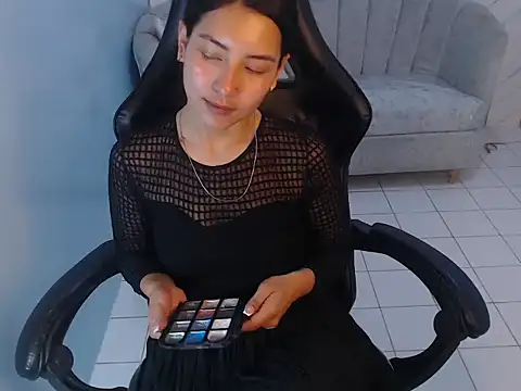 Snapshot of victoria_hernandez_t_ chatting on 1, 5, 2026 victoria hernandez t online show from 1, 5, 2026