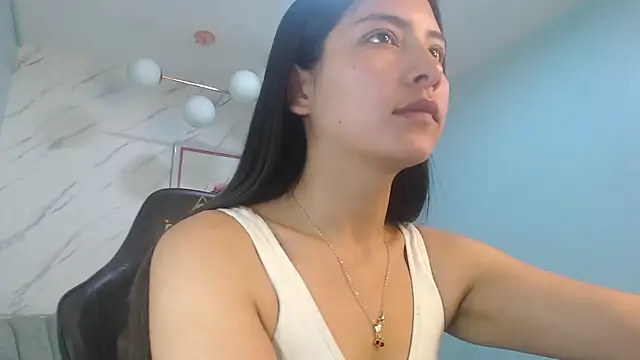 victoria hernandez t  online show from 10, 7, 2026