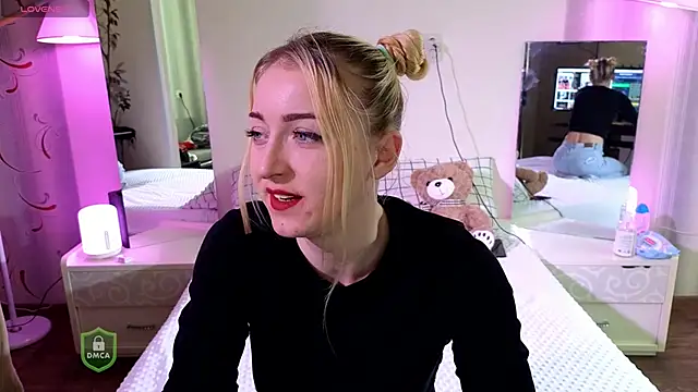 Snapshot of space_danger chatting on 17, 1, 2026 space danger online show from 17, 1, 2026