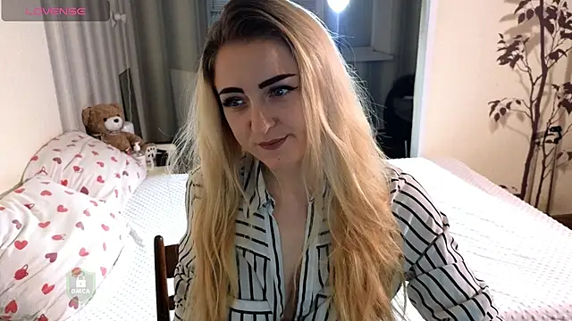 Snapshot of space_danger chatting on 15, 4, 2026 space danger online show from 15, 4, 2026