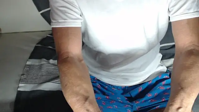 Snapshot of cumtwo2 chatting on 16, 9, 2025 cumtwo2 online show from 16, 9, 2025