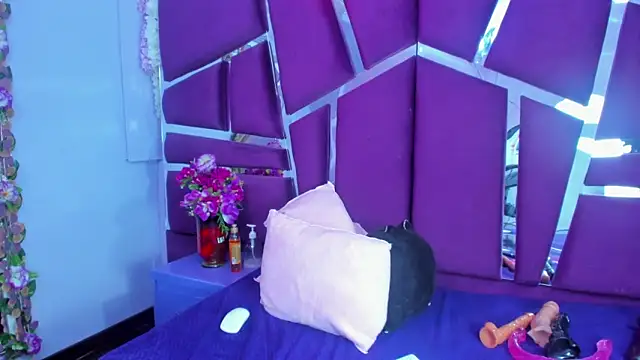 Snapshot of Miaa_Davis_ chatting on 27, 2, 2026 Miaa Davis online show from 27, 2, 2026