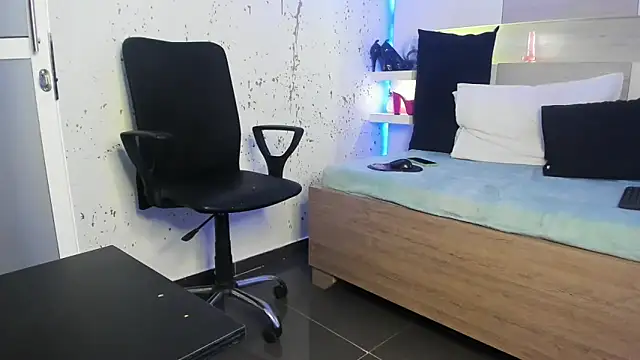 Snapshot of JaddeWalker chatting on 2, 3, 2026 JaddeWalker online show from 2, 3, 2026