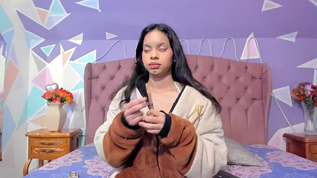 CloeyGraweing online show from 27, 11, 2025