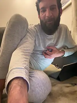 Snapshot of Michel_huge chatting on 16, 5, 2026 Michel huge online show from 16, 5, 2026