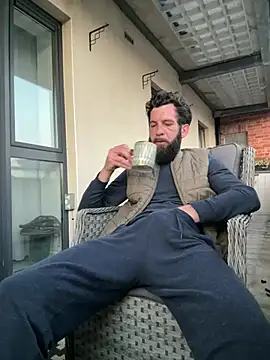Snapshot of Michel_huge chatting on 26, 5, 2026 Michel huge online show from 26, 5, 2026