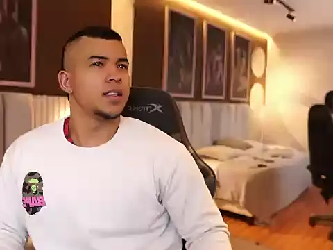 Thiago Valente online show from 22, 9, 2025