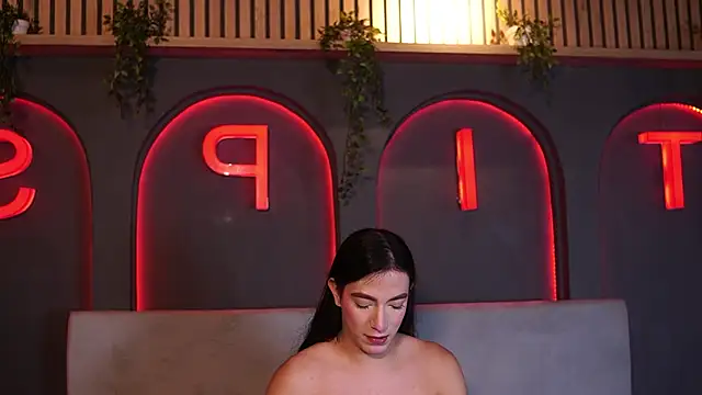 Snapshot of Ariaa_Isabell chatting on 14, 5, 2026 Ariaa Isabell online show from 14, 5, 2026
