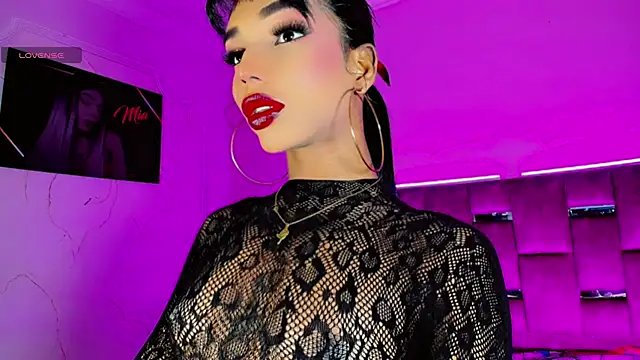 LADY-HOT-SEXY- online show from 21, 12, 2025