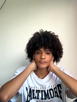 Max Rain online show from 3, 10, 2025