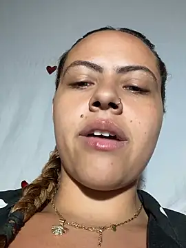 Chloe Leaozinho online show from 11, 2, 2026