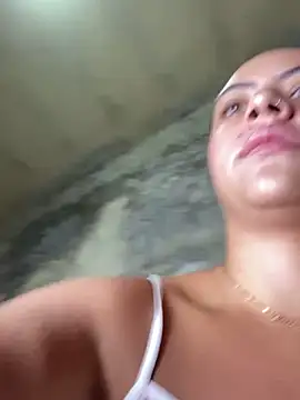 Chloe Leaozinho online show from 11, 4, 2026