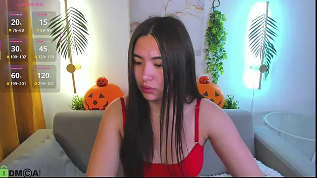 Megan Williamms online show from 31, 10, 2025