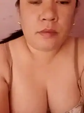 BIGBOOBSFILIPINA online show from 22, 4, 2026