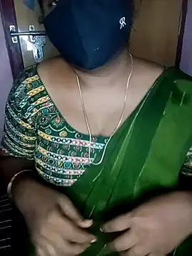 Snapshot of Jessi_25 chatting on 13, 4, 2026 Jessi 25 online show from 13, 4, 2026