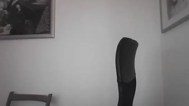 Snapshot of FROCETTO93 chatting on 25, 9, 2025 FROCETTO93 online show from 25, 9, 2025