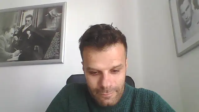 Snapshot of FROCETTO93 chatting on 14, 10, 2025 FROCETTO93 online show from 14, 10, 2025