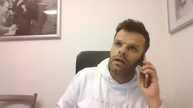 Snapshot of FROCETTO93 chatting on 3, 12, 2025 FROCETTO93 online show from 3, 12, 2025