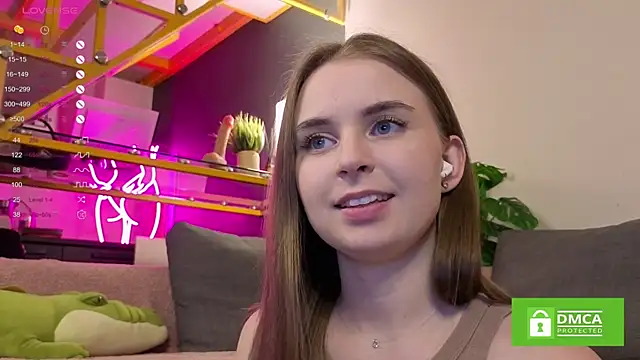 Snapshot of FlexiPixie chatting on 12, 11, 2025 FlexiPixie online show from 12, 11, 2025