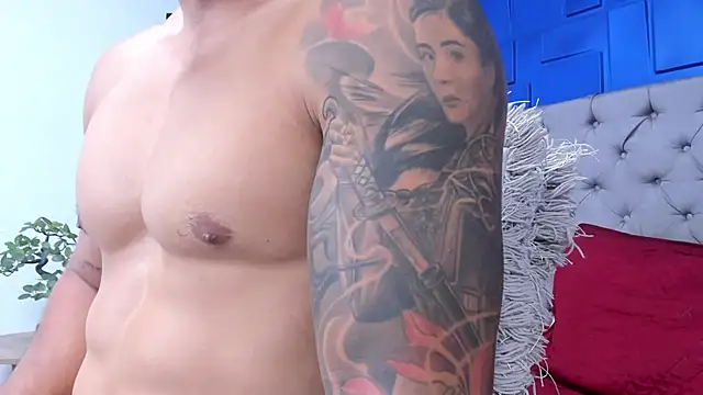 Snapshot of andres-clark92 chatting on 8, 9, 2025 andres-clark92 online show from 8, 9, 2025