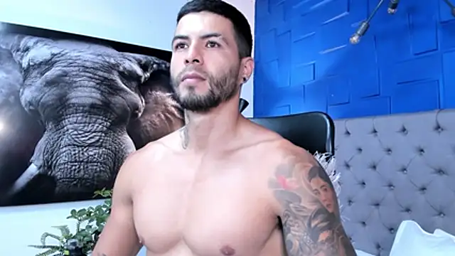 Snapshot of andres-clark92 chatting on 1, 12, 2025 andres-clark92 online show from 1, 12, 2025