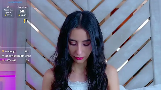 Sarah-Grace online show from 20, 11, 2025