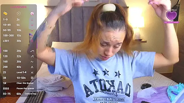 juliana-mancini online show from 3, 12, 2025