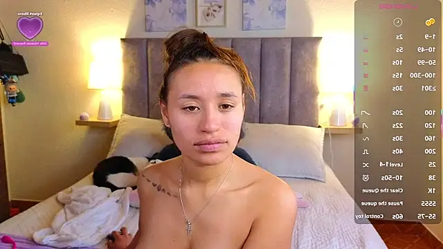 Snapshot of juliana-mancini chatting on 17, 12, 2025 juliana-mancini online show from 17, 12, 2025