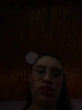 Snapshot of juliana-mancini chatting on 5, 1, 2026 juliana-mancini online show from 5, 1, 2026