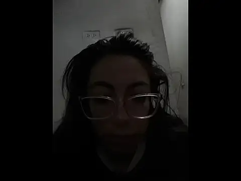 Snapshot of Miranda_sexlove_ chatting on 14, 4, 2026 Miranda sexlove online show from 14, 4, 2026