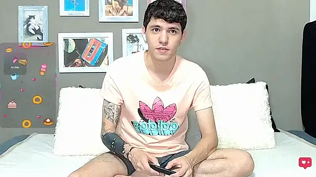 Snapshot of Matteo12_ chatting on 4, 6, 2026 Matteo12 online show from 4, 6, 2026