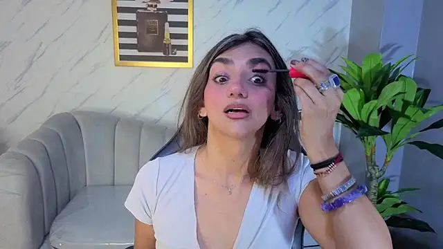 agatha brooks t online show from 11, 4, 2026