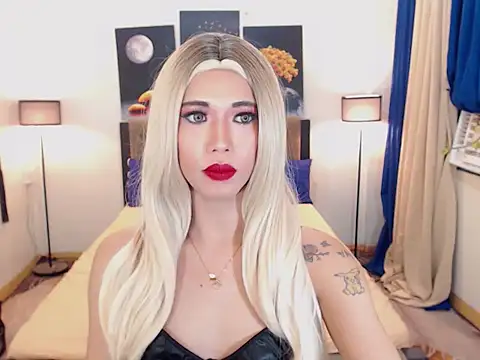 Snapshot of PreciousAmore chatting on 22, 10, 2025 PreciousAmore online show from 22, 10, 2025