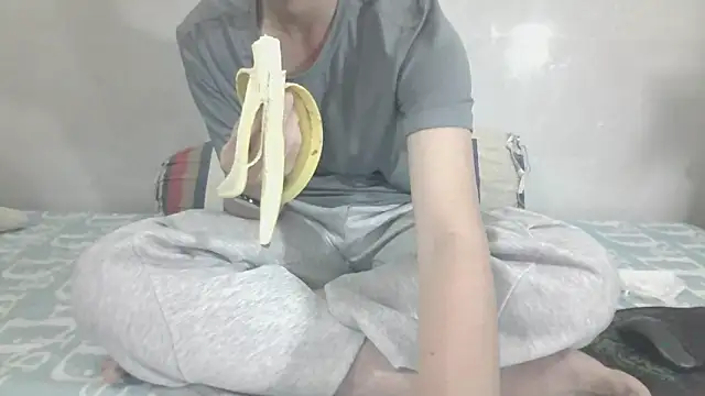 Stitchsandra online show from 1, 12, 2025