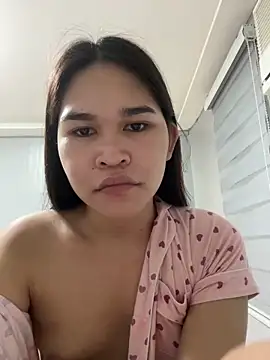 Snapshot of AlianaBlair chatting on 8, 11, 2025 AlianaBlair online show from 8, 11, 2025