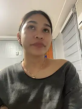 Snapshot of AlianaBlair chatting on 11, 11, 2025 AlianaBlair online show from 11, 11, 2025