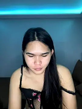 Snapshot of AlianaBlair chatting on 13, 11, 2025 AlianaBlair online show from 13, 11, 2025