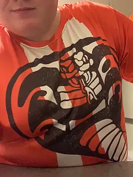 Snapshot of hornymax98 chatting on 6, 10, 2025 hornymax98 online show from 6, 10, 2025