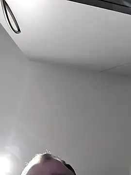 Snapshot of hornymax98 chatting on 2, 12, 2025 hornymax98 online show from 2, 12, 2025