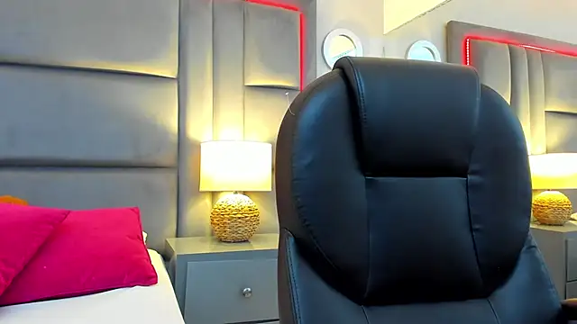 GabyMoreau online show from 17, 1, 2026